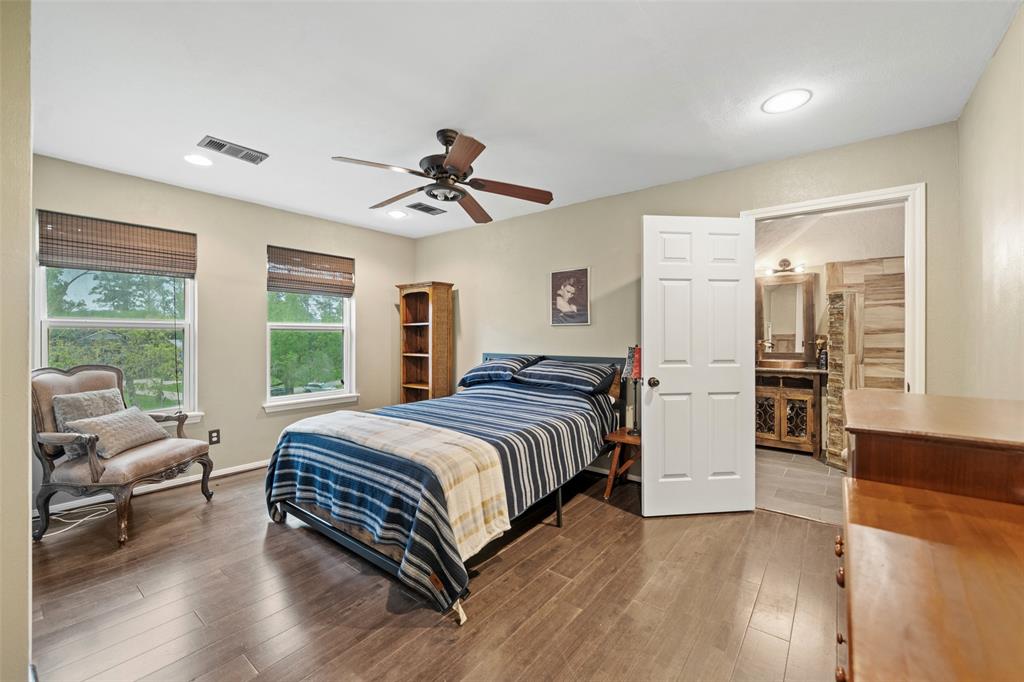 1522 Lakeshore Drive, Kingwood, Texas image 26