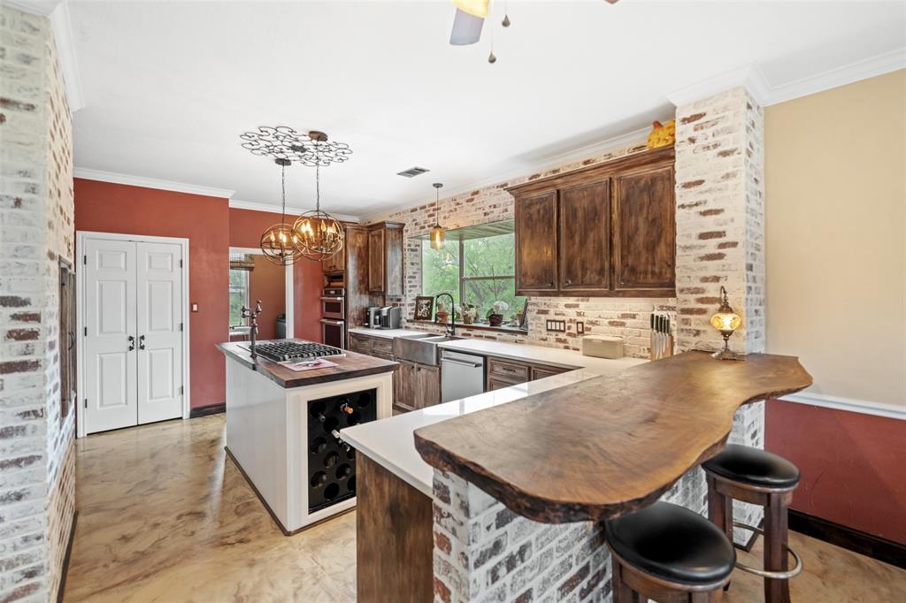 1522 Lakeshore Drive, Kingwood, Texas image 7