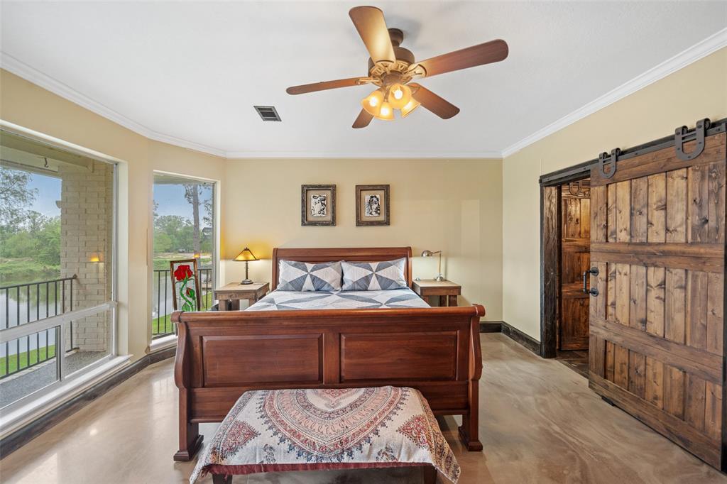 1522 Lakeshore Drive, Kingwood, Texas image 17