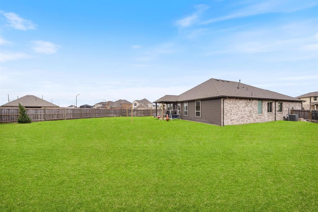 24323 Salts Mill Drive, Katy, Texas image 30