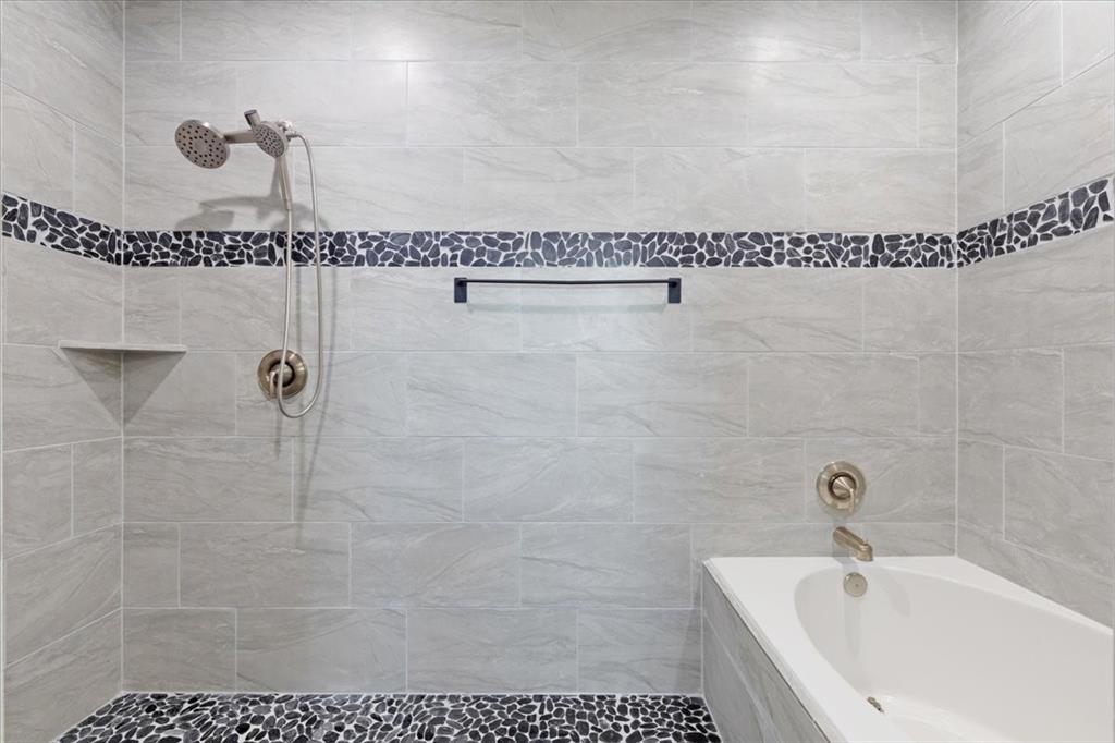 14811 Big Pine Lane, Baytown, Texas image 19