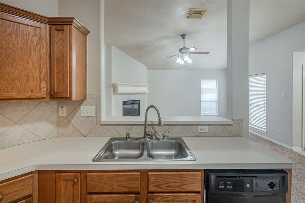 23234 Postwood Glen Lane, Spring, Texas image 10