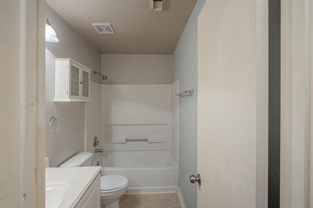 23234 Postwood Glen Lane, Spring, Texas image 30
