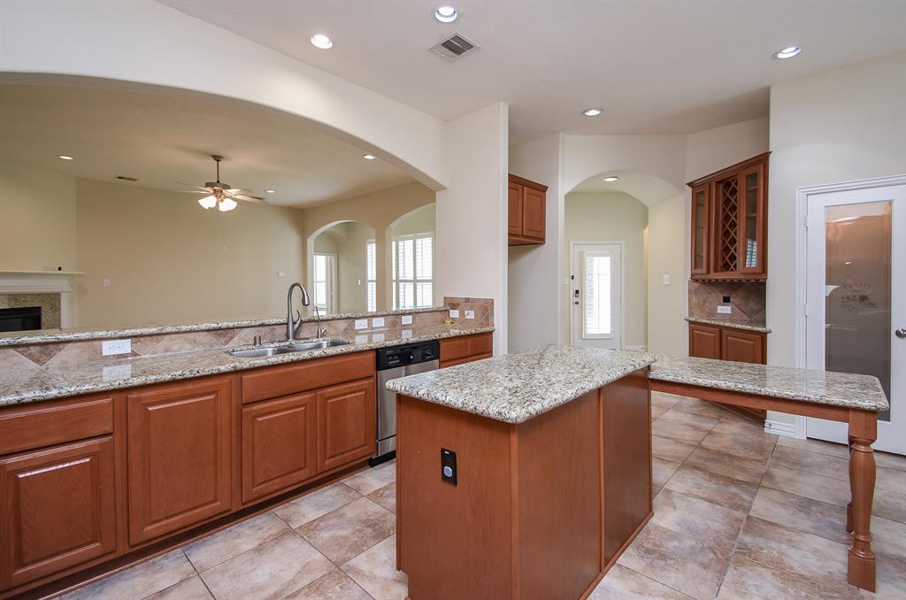 3315 Tulip Ranch Drive, Katy, Texas image 9
