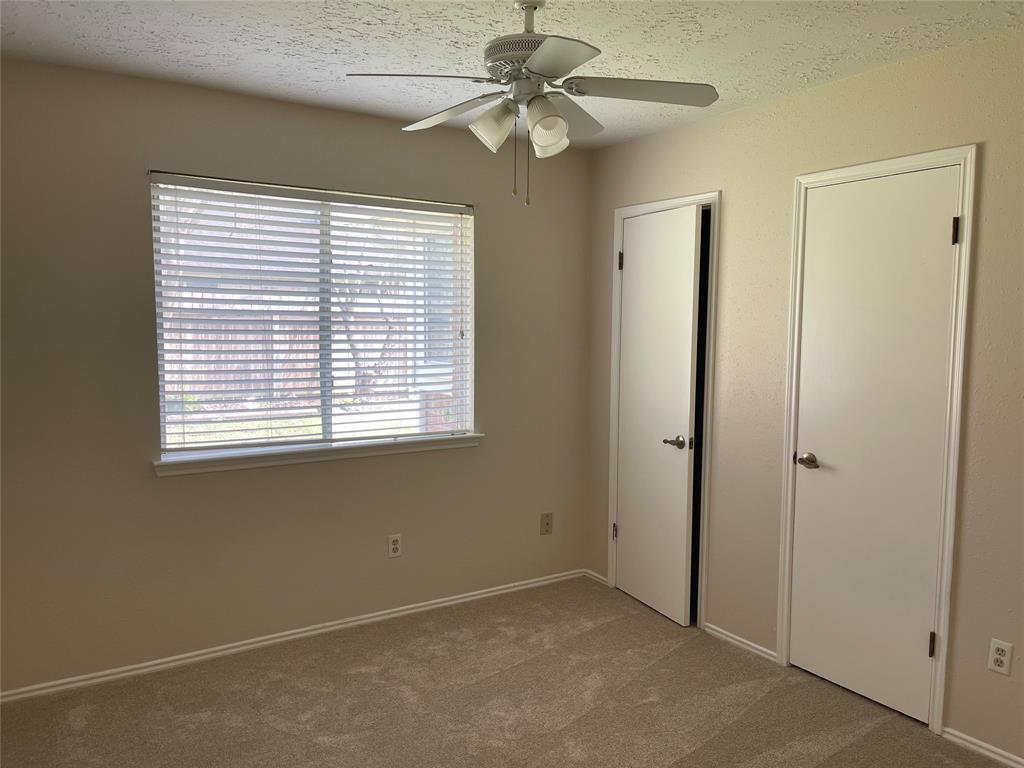 2011 Creek Valley Lane, Sugar Land, Texas image 14