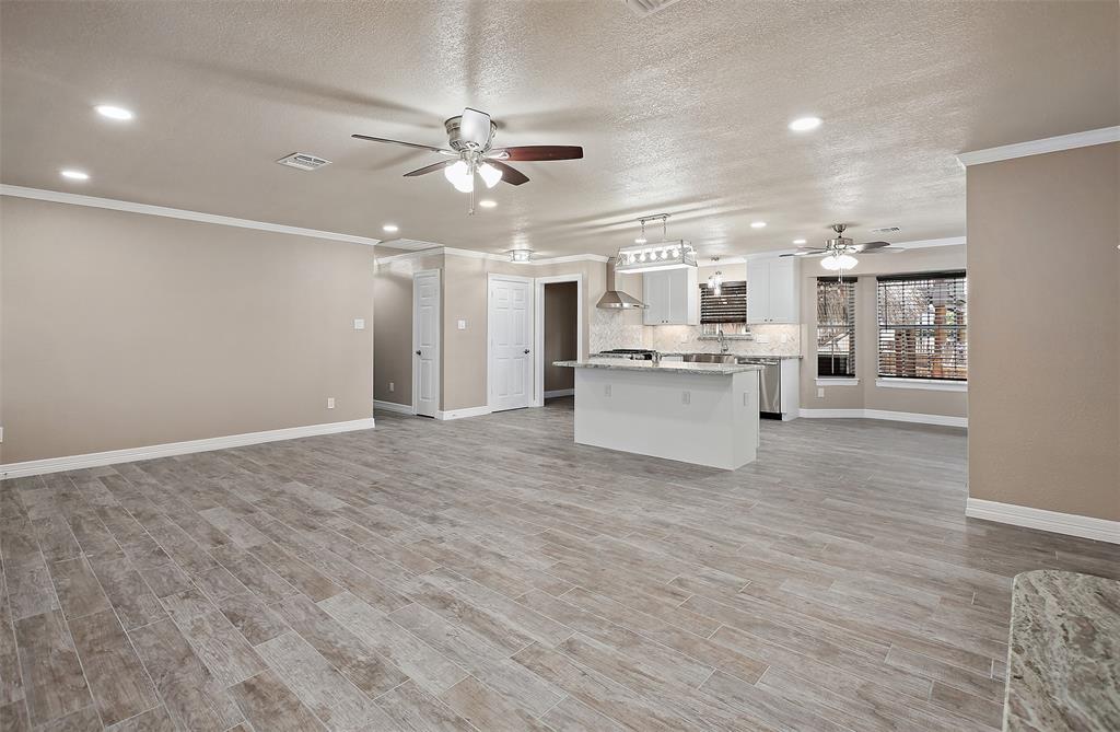 11106 N P Street, La Porte, Texas image 11