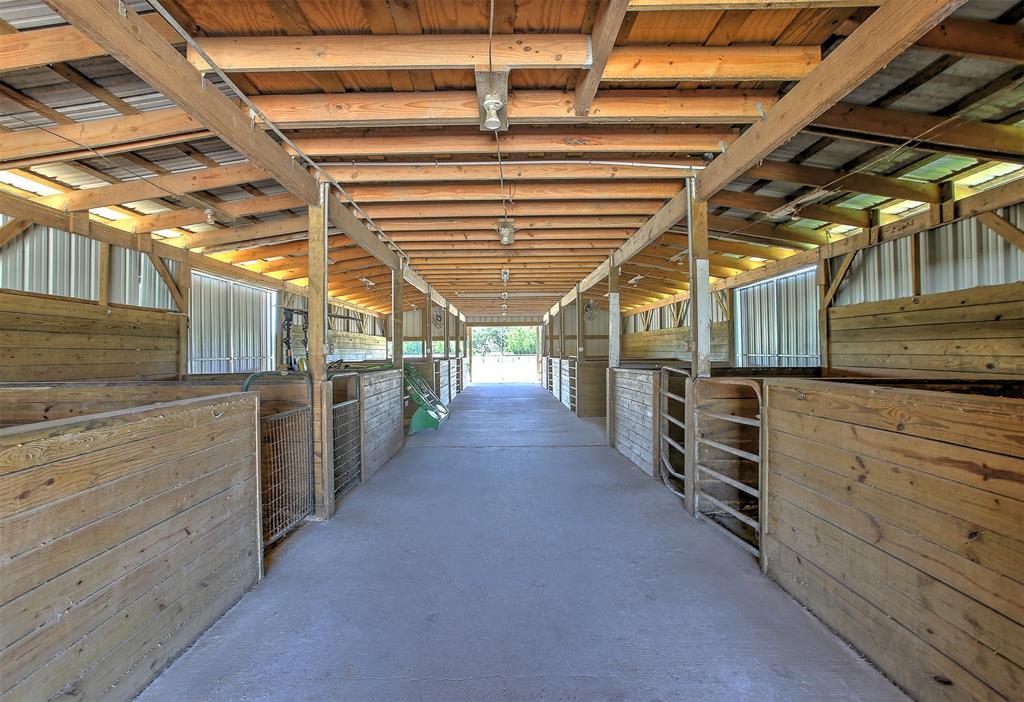 11106 N P Street, La Porte, Texas image 37