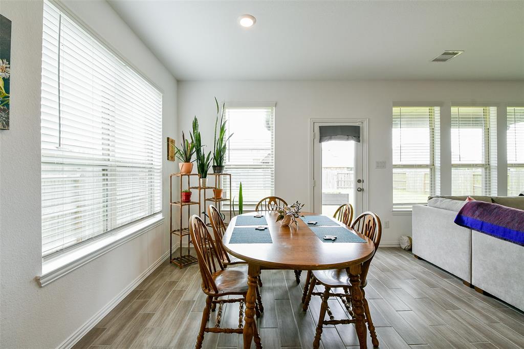 Rosharon, Texas 77583, United States, 4 Bedrooms Bedrooms, ,4 BathroomsBathrooms,Residential,Active,188615