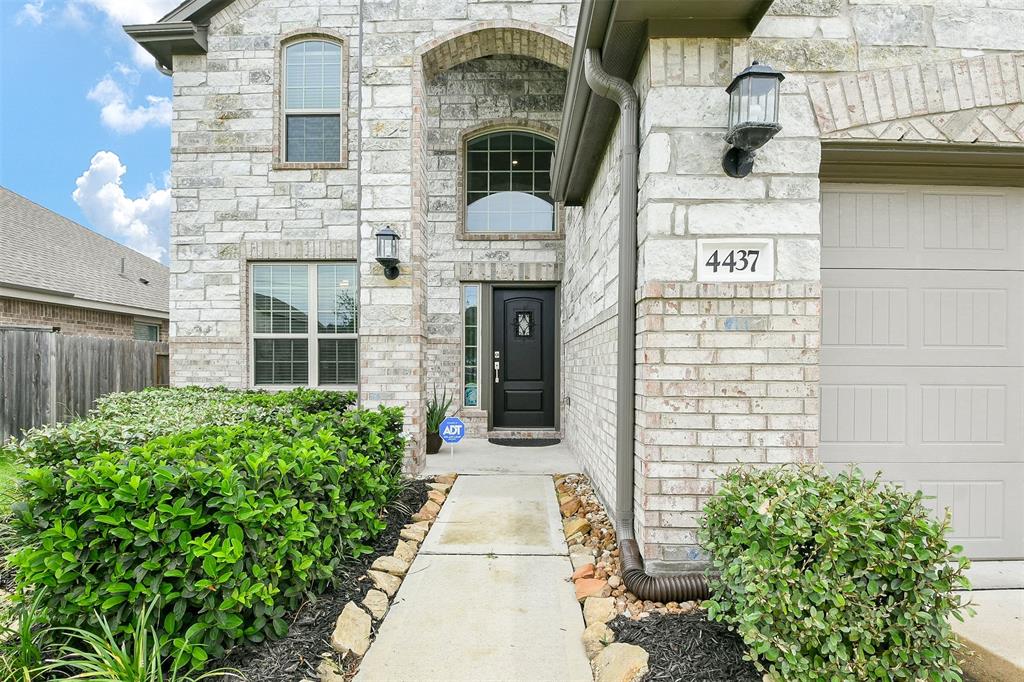 4437 Jessamine Creek Trail