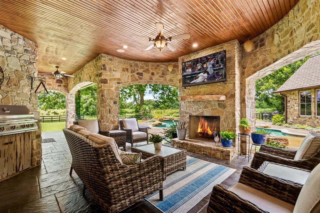 7402 Kelsey Lane