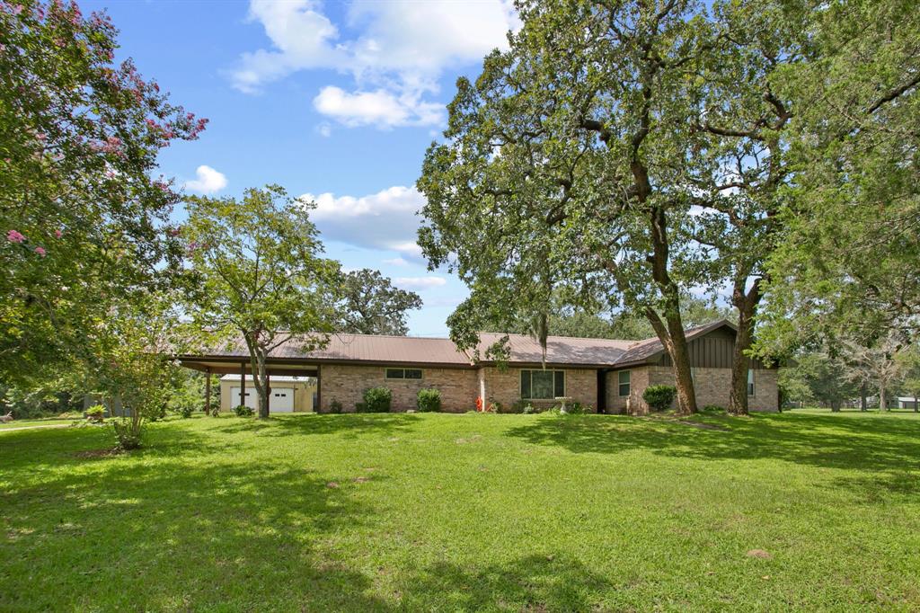 8591 Hwy 159 W, Bellville, Texas image 1