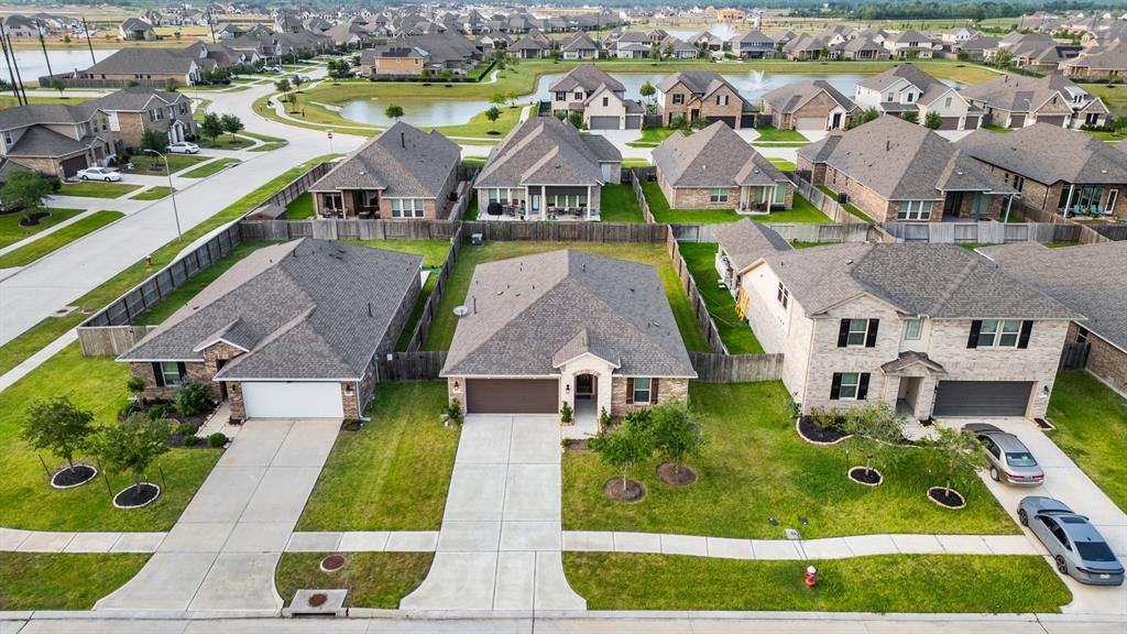 18715 Brookside Ridge Lane, Manvel, Texas image 27