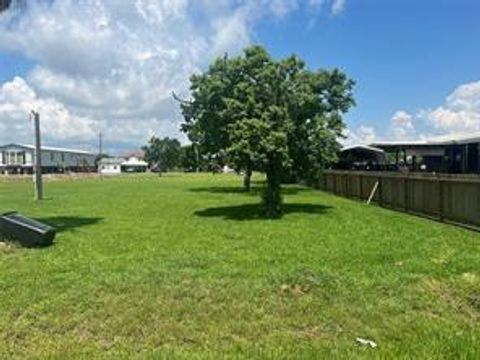 Vacant Land For Sale - NA-LOT 39-40 16th St St<br/> San Leon, TX 77539