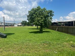 NA-Lot 39-40 16th St, San Leon, Texas image 2