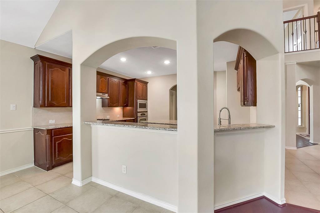 2102 Asbury Court, Pearland, Texas image 6