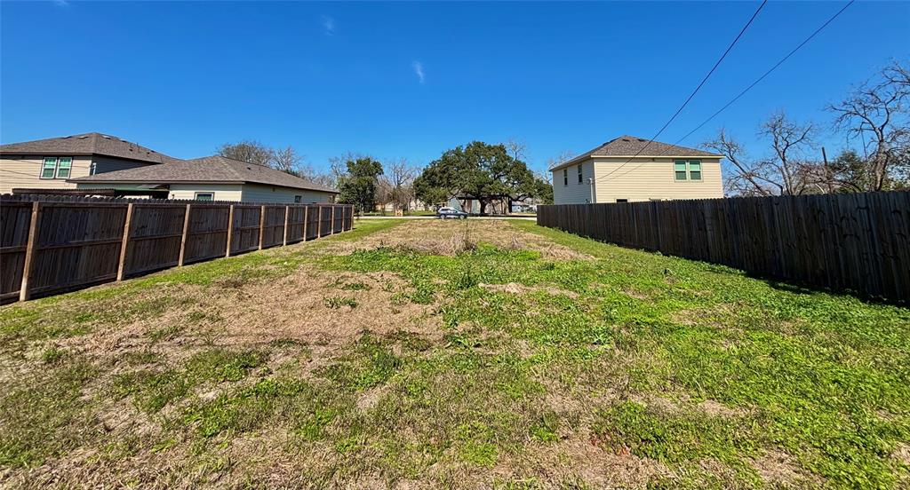 2916 5th Street, Bay City, Texas image 3