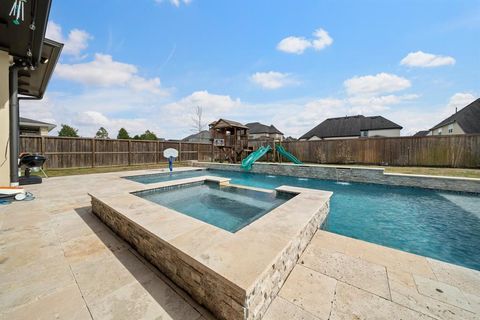 Single Family Residence in Friendswood TX 1825 Anna Way 47.jpg