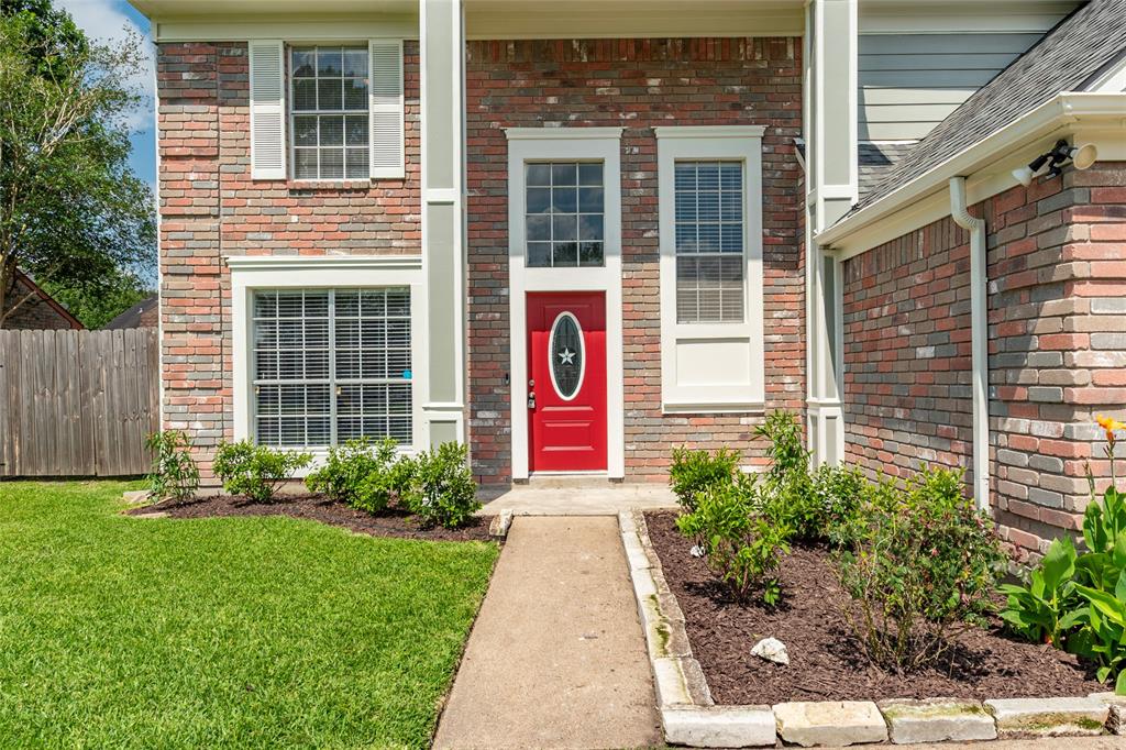 2720 Hot Springs Drive, Pearland, Texas image 4