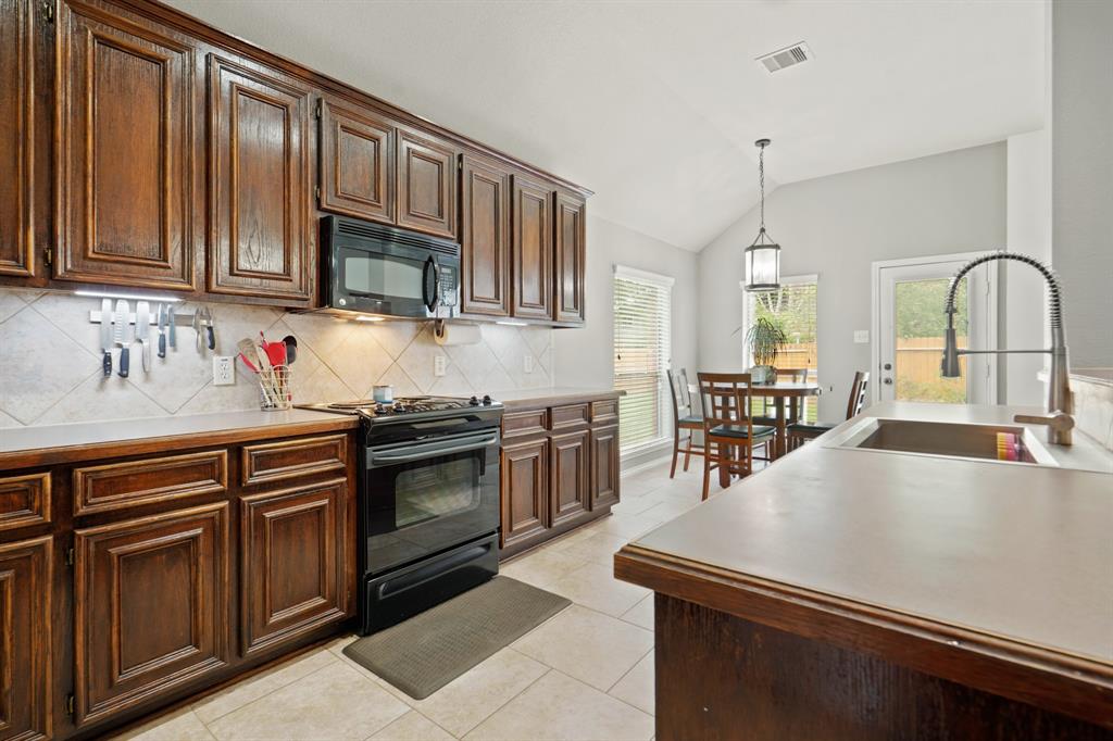 22021 Rye Hollow Lane, Kingwood, Texas image 16