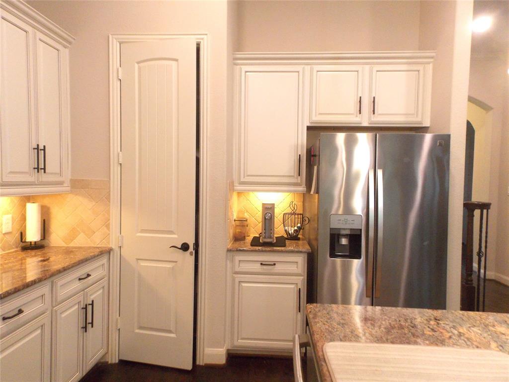 23423 Tavola Rosa Drive