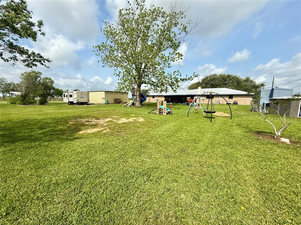 1201 Fm 1862, Blessing, Texas image 37