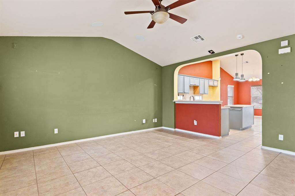 129 Lava Bed Drvie Dr, Pflugerville, Texas image 5