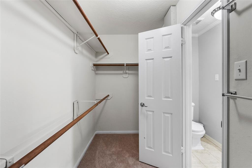 4522 Fox Run Street, Pearland, Texas image 17