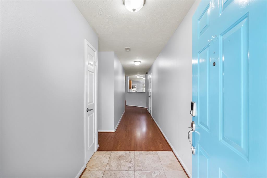property-search 2 4522 Fox Run Street