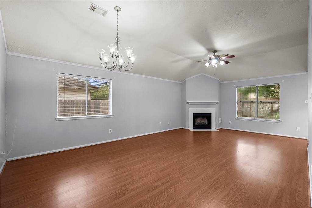 property-search 3 4522 Fox Run Street