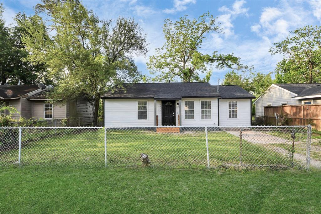 8014 Crestview Drive, Houston, Texas image 5