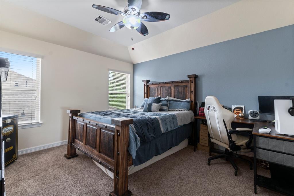 2077 Brookmont Drive, Conroe, Texas image 26