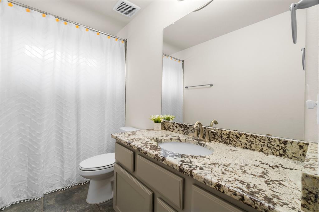 2077 Brookmont Drive, Conroe, Texas image 22