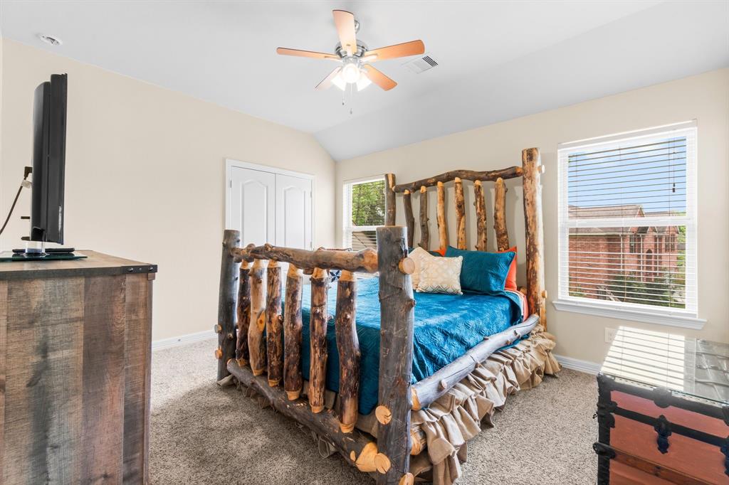 2077 Brookmont Drive, Conroe, Texas image 23