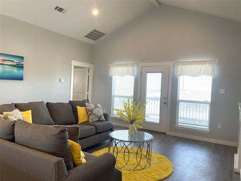 Single Family Residence in Crystal Beach TX 952 Sandollar 6.jpg