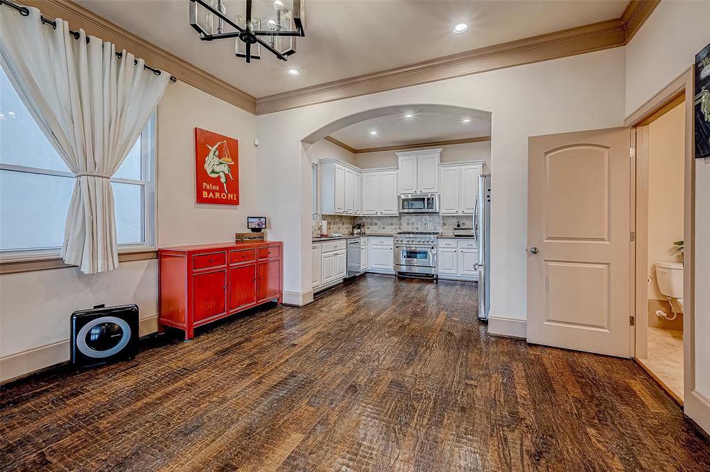 Houston, Texas 77004, United States, 3 Bedrooms Bedrooms, ,4 BathroomsBathrooms,Residential,Active,7458