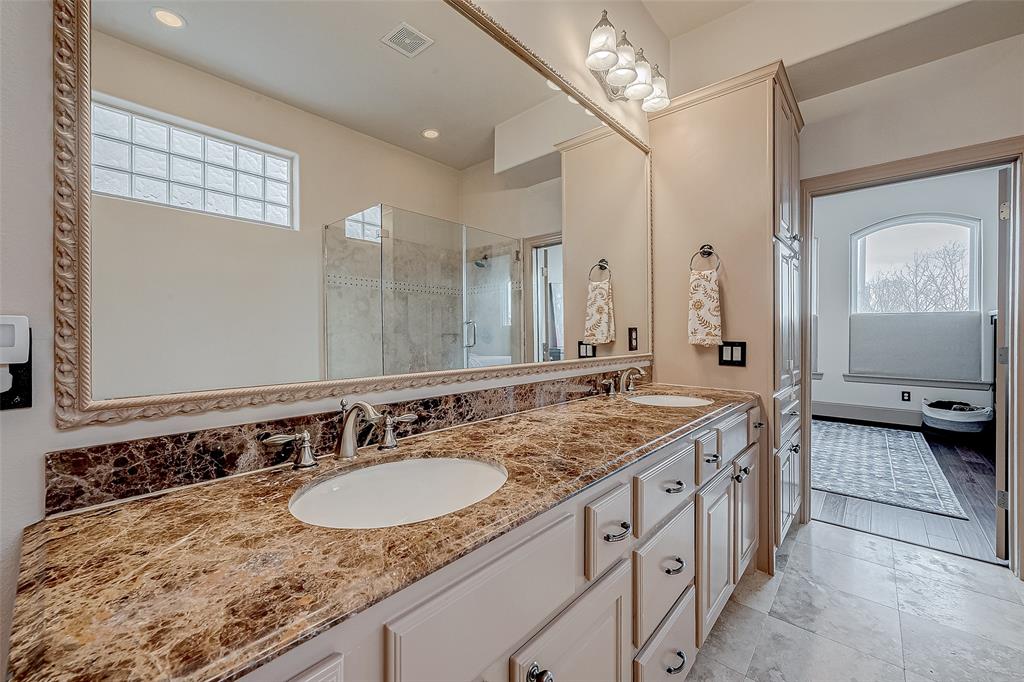 Houston, Texas 77004, United States, 3 Bedrooms Bedrooms, ,4 BathroomsBathrooms,Residential,Active,7458