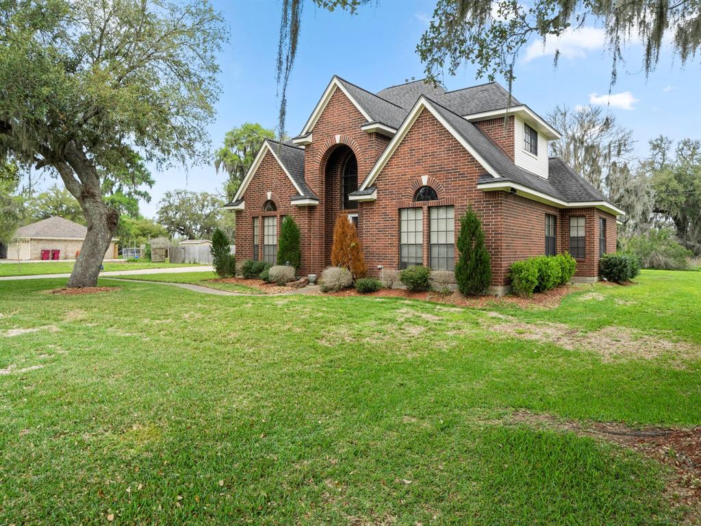 2364 County Road 582, Brazoria, Texas image 2