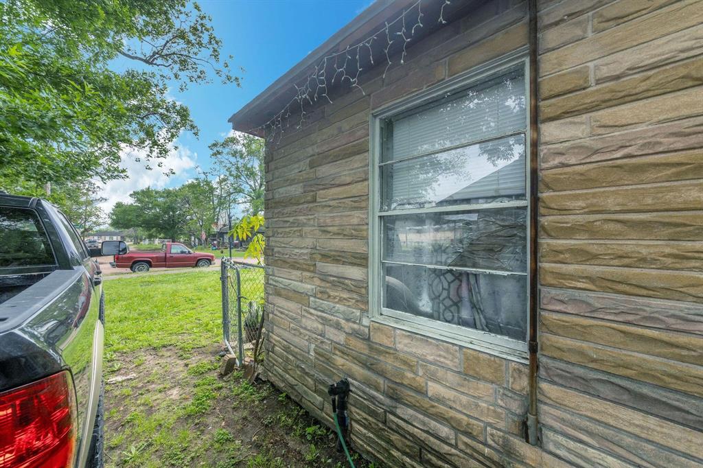 1614 Palmwood Drive, Pasadena, Texas image 25