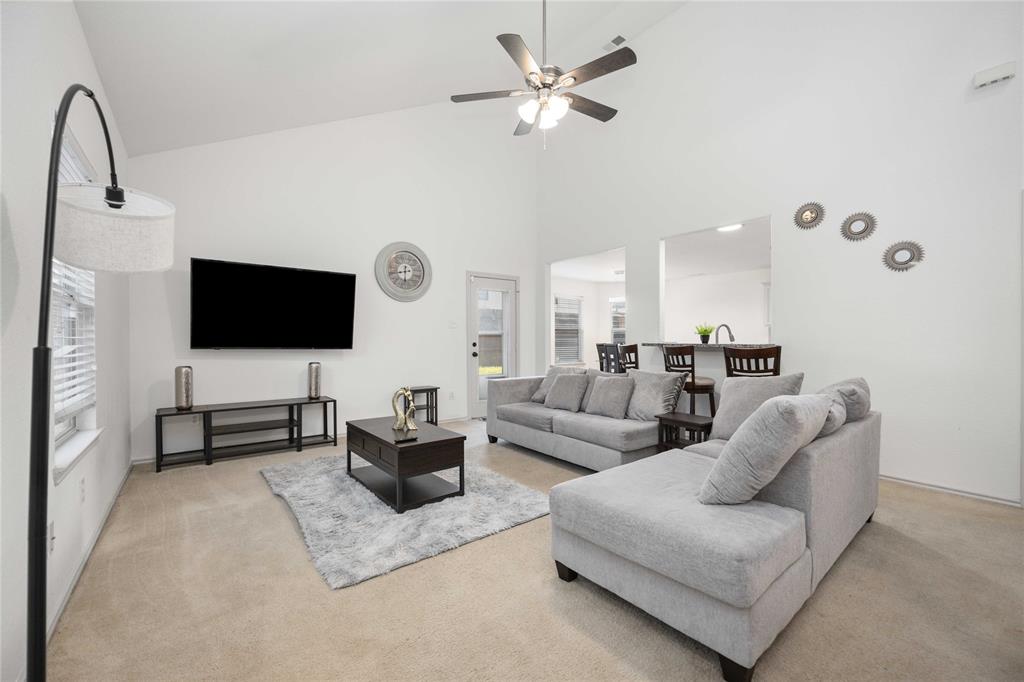 5767 Wandering Creek Drive