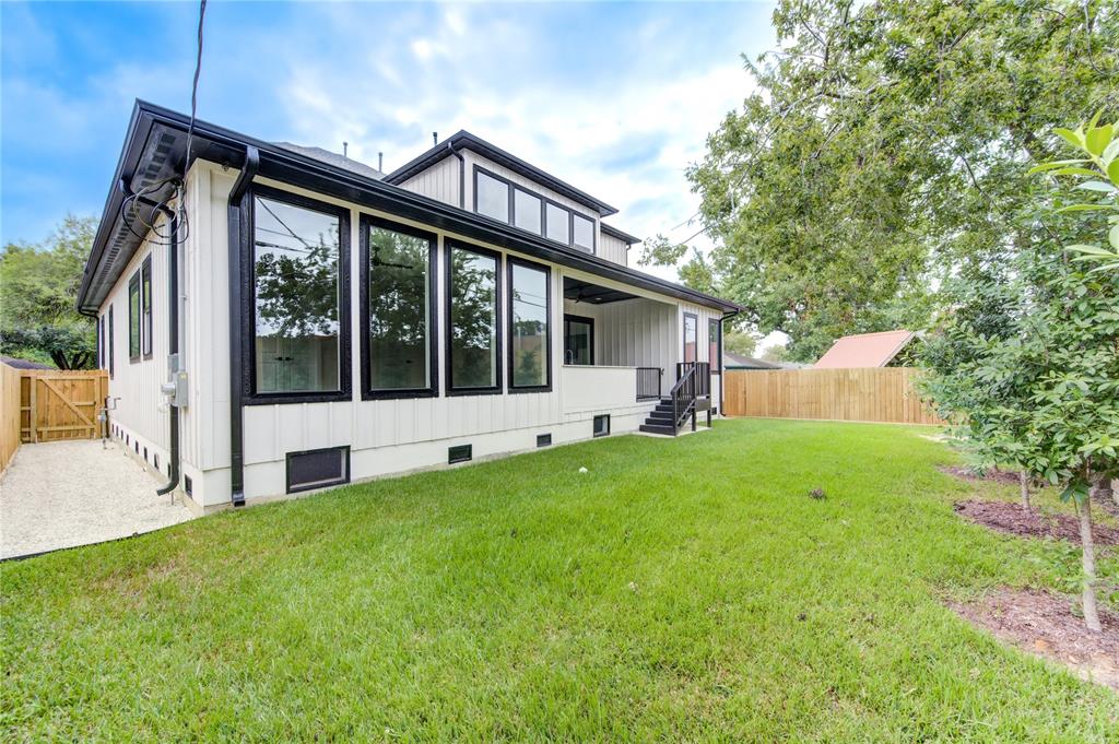 2118 Nina Lee Lane, Houston, Texas image 3