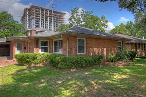 Photo of 2332 Suffolk Drive, Houston, TX 77027 (MLS # 2011593)