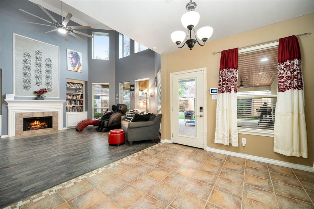 7619 Limber Bough Drive, Humble, Texas image 10