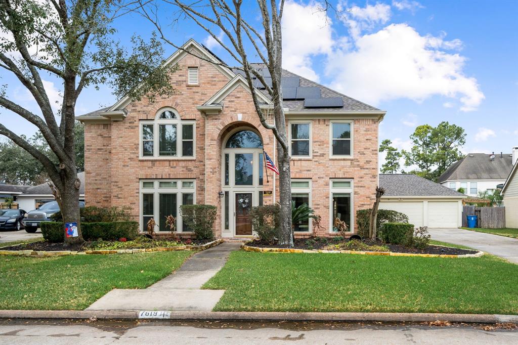 7619 Limber Bough Drive, Humble, Texas image 2
