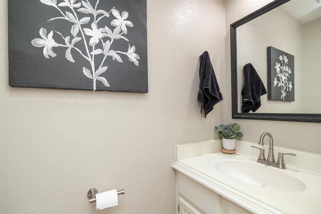 15927 Viney Creek Drive, Houston, Texas image 32