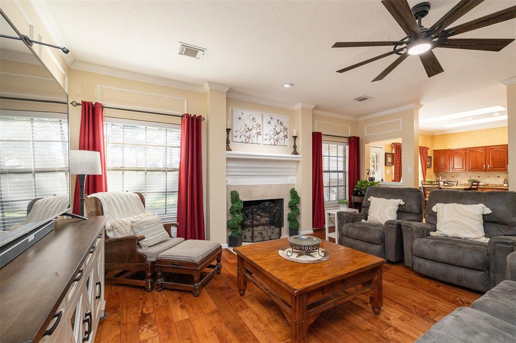 15927 Viney Creek Drive, Houston, Texas image 10