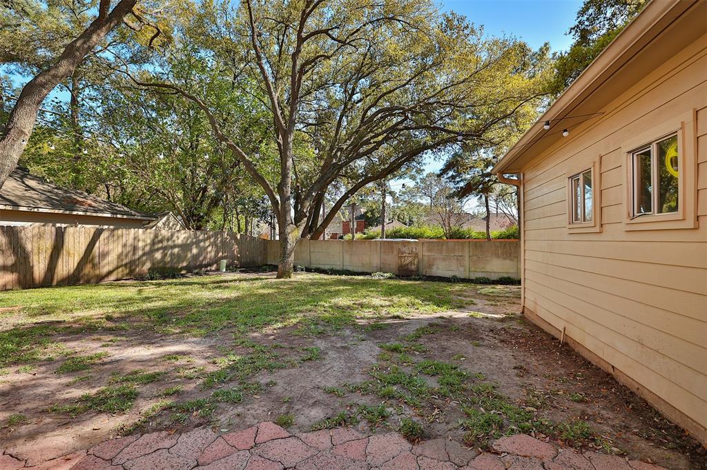 15927 Viney Creek Drive, Houston, Texas image 34