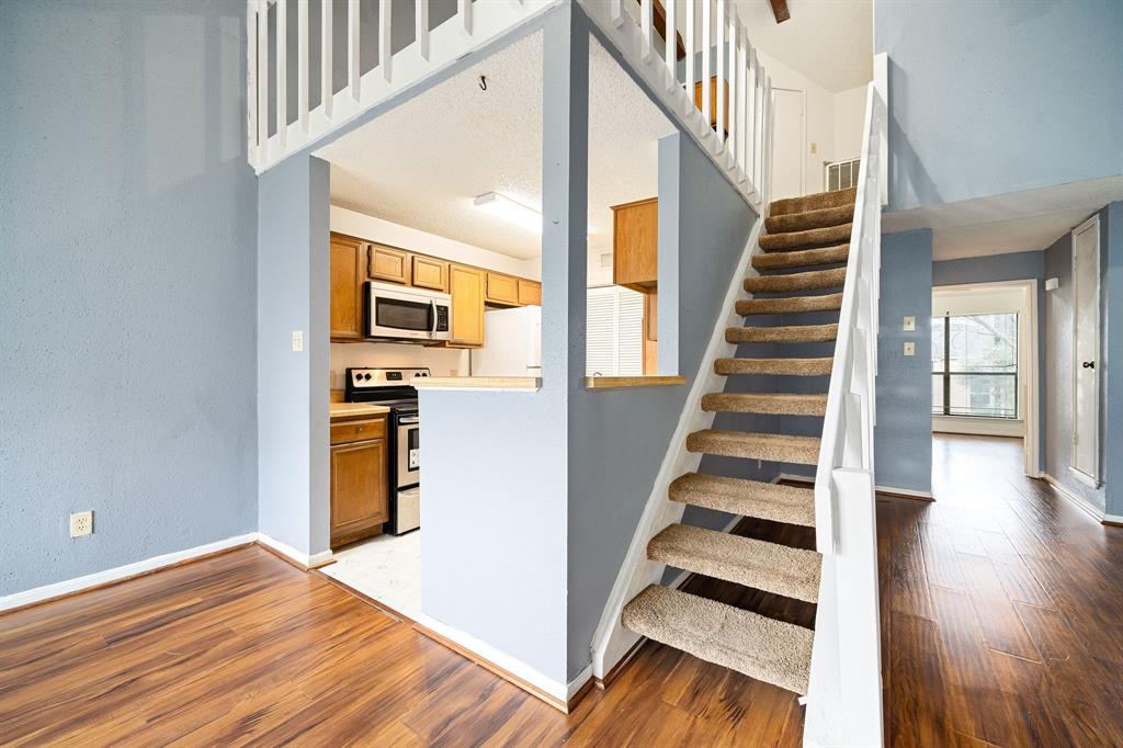 8359 Sands Point Drive #218, Houston, Texas image 7