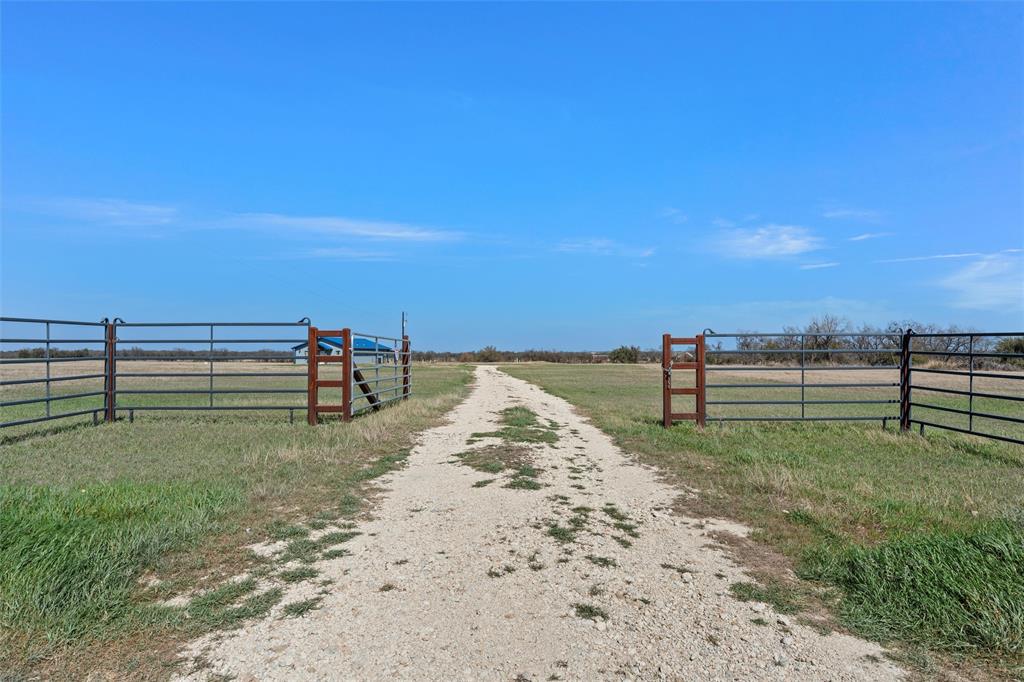 736 County Road 478, Lott, Texas image 26