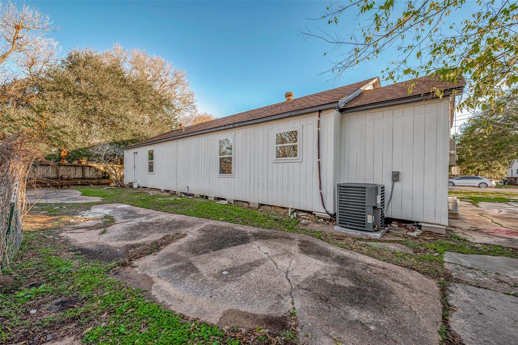 3009 Lincoln Street, Liberty, Texas image 33