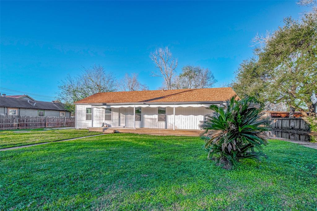 3009 Lincoln Street, Liberty, Texas image 4